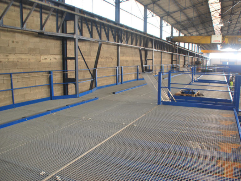 Sistema de almacenamiento de perfiles largos para acero